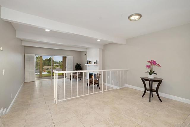 Detail Gallery Image 2 of 28 For 1812 Fairway Circle Way, San Marcos,  CA 92078 - 2 Beds | 2 Baths