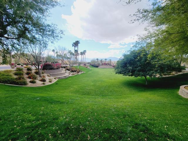 118 Paseo Bravo, Palm Desert CA: https://media.crmls.org/mediaz/f219e2cb-2b12-415a-a8ee-7e8fbe5a1ea3.jpg