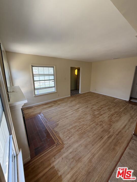 10318 South Manhattan Place photo 2