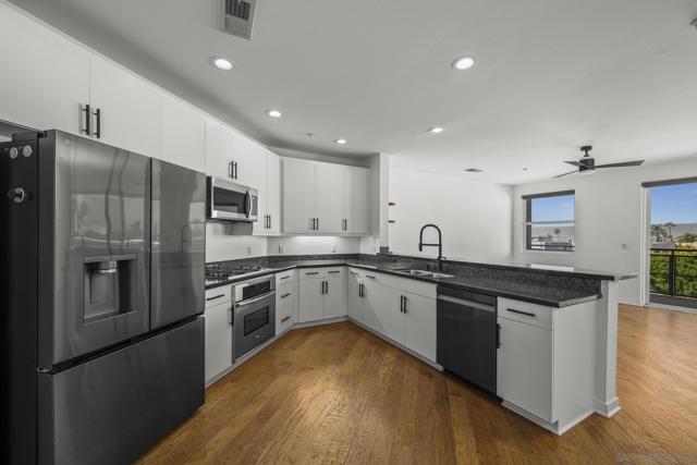 3650 5Th Ave, San Diego, California 92103, 1 Bedroom Bedrooms, ,1 BathroomBathrooms,Condominium,For Sale,5Th Ave,250038434SD