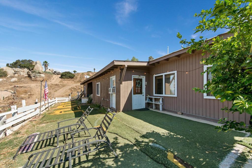 MLS #250037285SD image #14