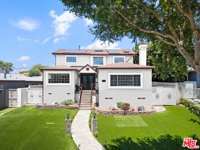 5183 Obama Boulevard, Los Angeles CA: https://media.crmls.org/mediaz/f21ed44f-ef1a-4fb8-8197-d3b8476c8b45.jpg