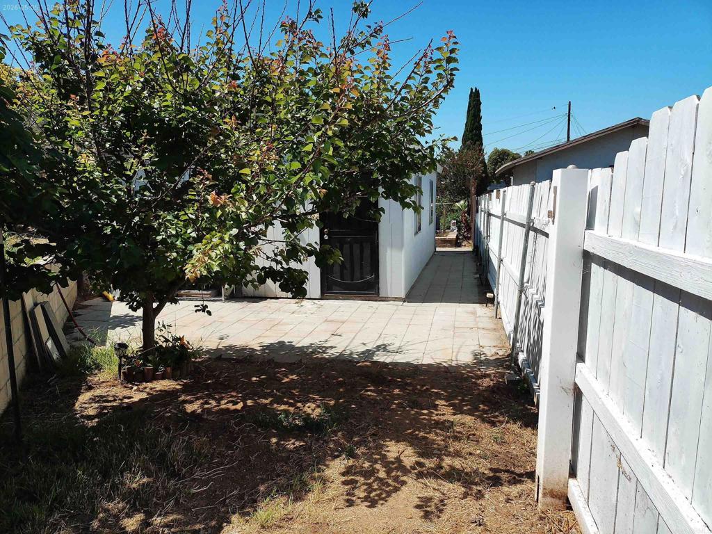 4789 Andalusia Avenue - photo 20