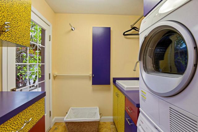 1221 Hopkins Avenue, Palo Alto CA: https://media.crmls.org/mediaz/f21fe962-3b9c-4954-8339-6afba76bc6ca.jpg