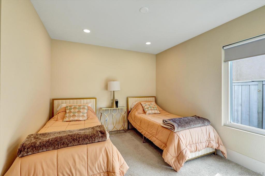 18528 Locksley St - photo 18