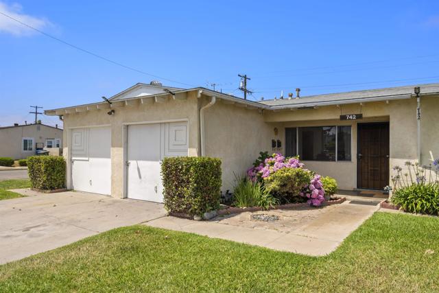 742 Jefferson Avenue, Chula Vista CA: https://media.crmls.org/mediaz/f22310b4-1337-4455-b453-6c4030681df4.jpg