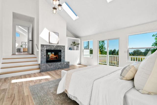 607 Saint Andrews Drive, Aptos CA: https://media.crmls.org/mediaz/f224eb73-137b-47da-897c-9d0858932639.jpg