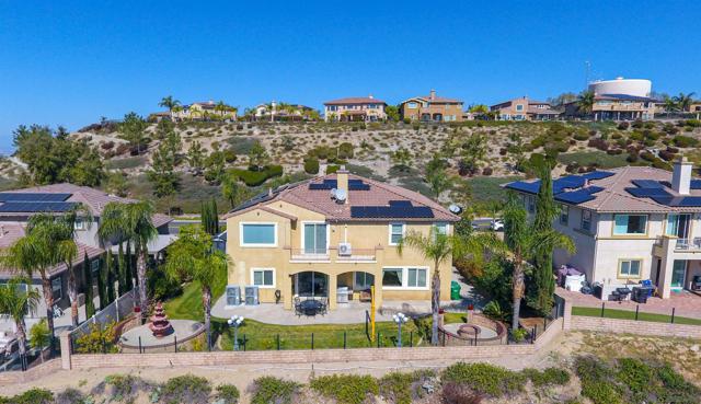 Image 4 of 73 For 18410 Lakepointe Dr