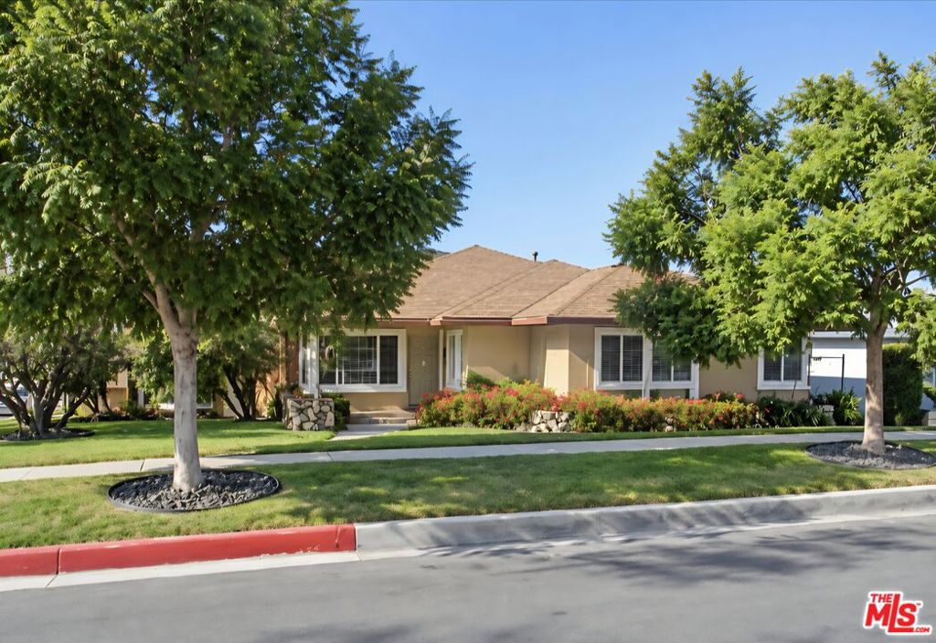 Multifamily at 5402 W 57th Street