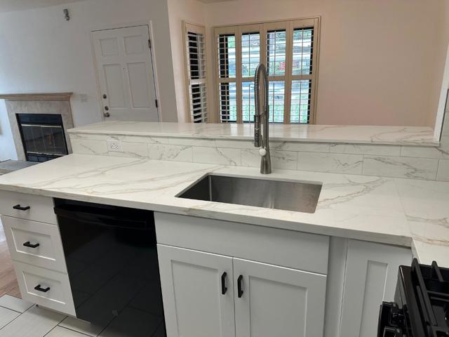 808 Red Leaf Court, San Francisco CA: https://media.crmls.org/mediaz/f2260aea-9ae7-4e57-aeac-928b6961a4c7.jpg