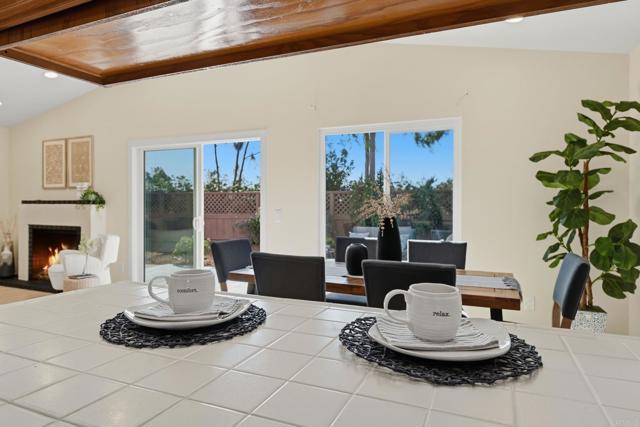 Detail Gallery Image 19 of 38 For 10896 Pointed Oak Ln, San Diego,  CA 92131 - 3 Beds | 2 Baths