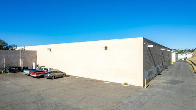 Image 5 of 13 For 960 Santa Fe Ave