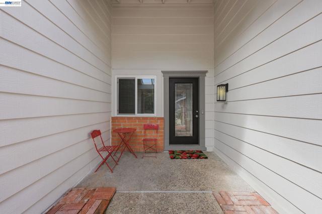 1782 Whitecliff Way, Walnut Creek CA: https://media.crmls.org/mediaz/f2283e2b-54df-43cf-b4ea-fda7b352d773.jpg