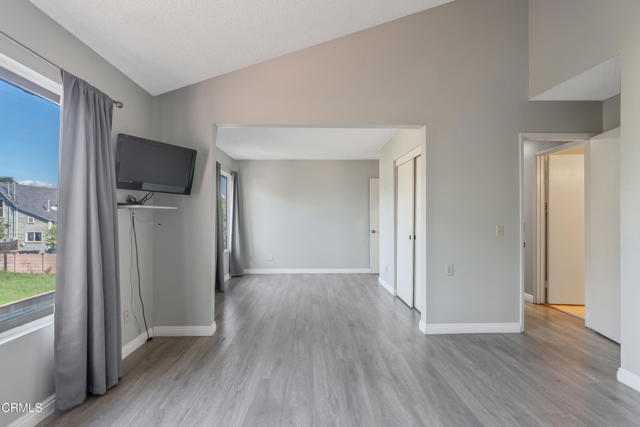 Detail Gallery Image 22 of 32 For 425 E Brookport St, Covina,  CA 91722 - 3 Beds | 3 Baths