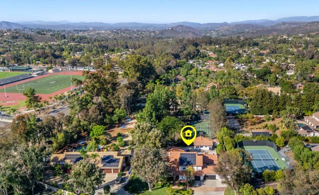 14224 Harrow Place, Poway CA: https://media.crmls.org/mediaz/f228aa02-a1a1-4622-91e1-4e2358739d6d.jpg