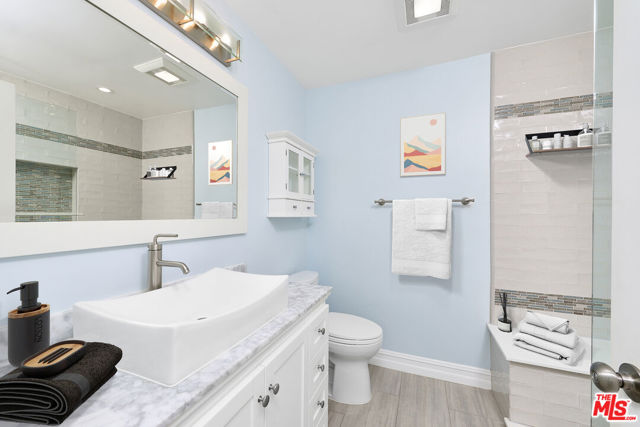 8828 Pershing Drive, Playa del Rey CA: https://media.crmls.org/mediaz/f229aaa1-70b3-4131-a953-67e54c156ece.jpg