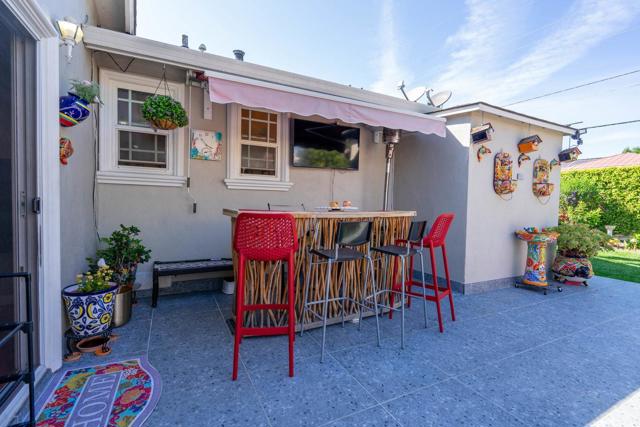 1797 W Campbell Avenue, Campbell CA: https://media.crmls.org/mediaz/f22a427e-3980-4adb-a5e9-47b0e3b3650e.jpg
