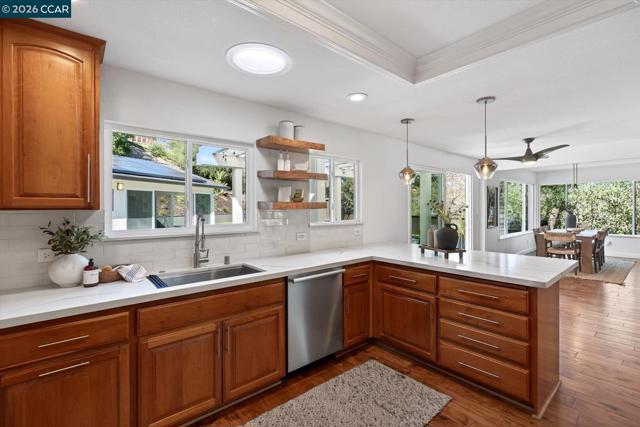 Image 26 of 51 For 1816 Meadow Ln