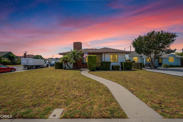 Detail Gallery Image 1 of 31 For 403 N L St, Oxnard,  CA 93030 - 3 Beds | 2 Baths