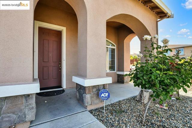 3120 Rio Viejo Drive, Bay Point CA: https://media.crmls.org/mediaz/f22b1a05-e38e-4766-9678-2492f7ff46e3.jpg