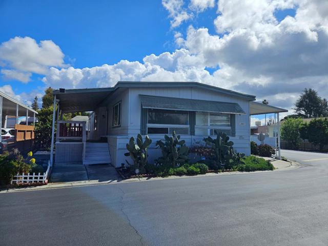 2151 Oakland Road, San Jose CA: https://media.crmls.org/mediaz/f22b782b-4e8f-435b-999f-b7efd7882c90.jpg