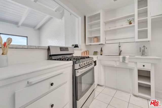 Drew Fenton | 25330 Malibu Road Malibu CA | MLS: 7283830