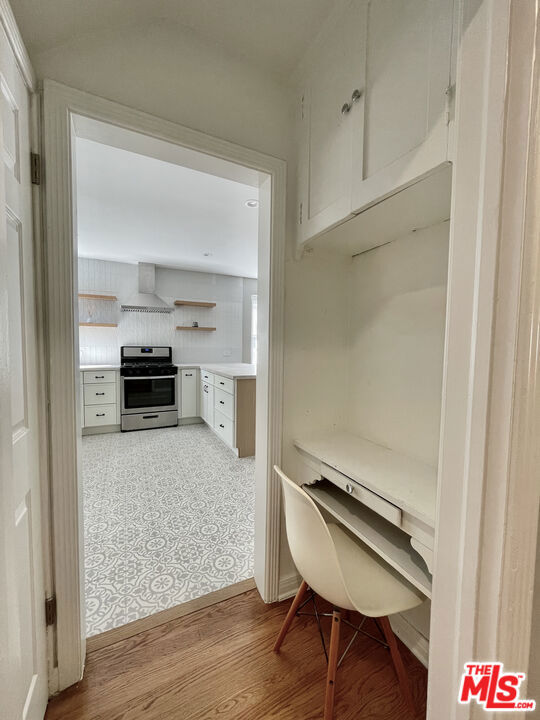 1436 S Spaulding Avenue, Los Angeles CA: https://media.crmls.org/mediaz/f22cd1a4-8277-47fa-8eed-38724337eb41.jpg