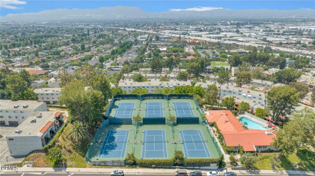 9503 Via Venezia, Burbank CA: https://media.crmls.org/mediaz/f22d13a8-8a3b-4bb8-b372-54f0d1dcb4f1.jpg