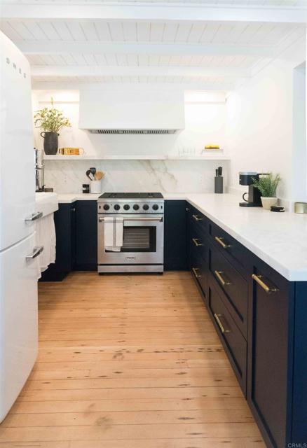 25860 Oakwood Street, Idyllwild CA: https://media.crmls.org/mediaz/f22d7e5d-b52f-4223-9e99-28df9809baeb.jpg