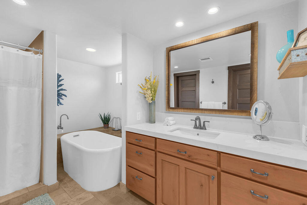 MLS #219129593DA img 37