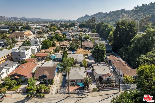 2660 Newell Street, Los Angeles, California 90039, ,Multi-Family,For Sale,Newell,25602195