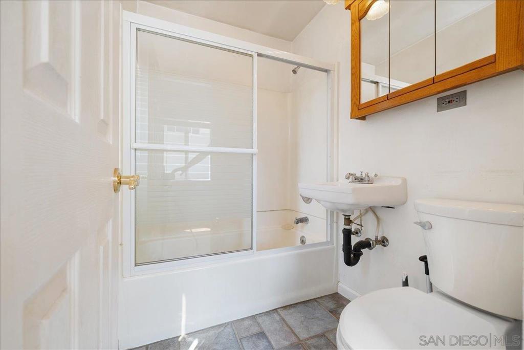 MLS #250040363SD image #30