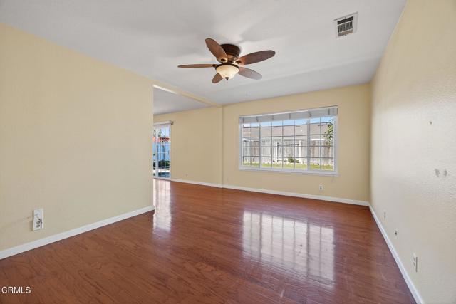 Detail Gallery Image 8 of 53 For 3601 Schooner Walk, Oxnard,  CA 93035 - 3 Beds | 2 Baths