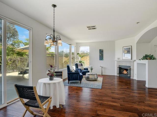 Detail Gallery Image 10 of 35 For 11615 Trailbrook Ln, San Diego,  CA 92128 - 3 Beds | 2/1 Baths