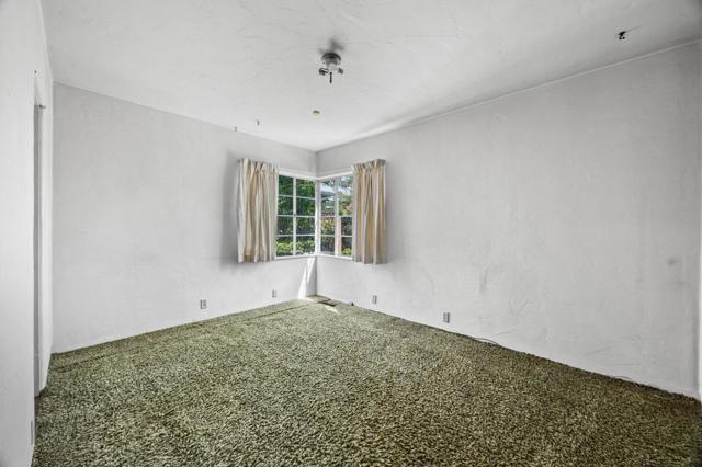 14 Nevada Street, Redwood City CA: https://media.crmls.org/mediaz/f2326e55-3d27-473b-86ad-e9d319215da7.jpg