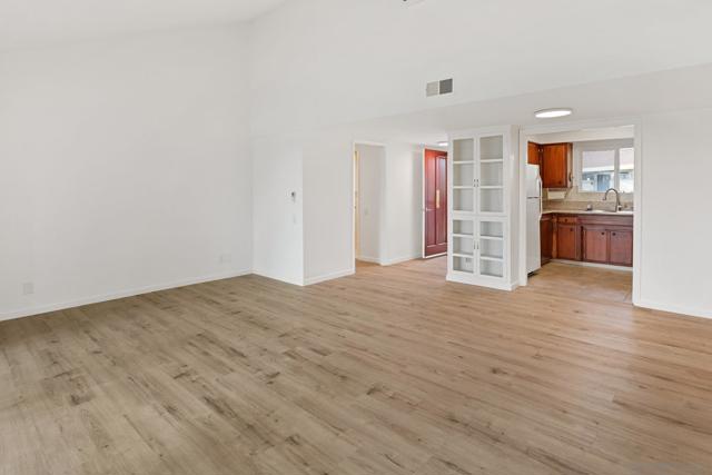 3685 N Vista Campana, Oceanside CA: https://media.crmls.org/mediaz/f2344080-c0d8-40f7-97f7-a3b553a093c1.jpg