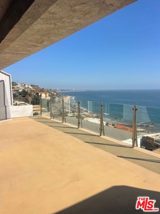 18203 Coastline Drive #7
