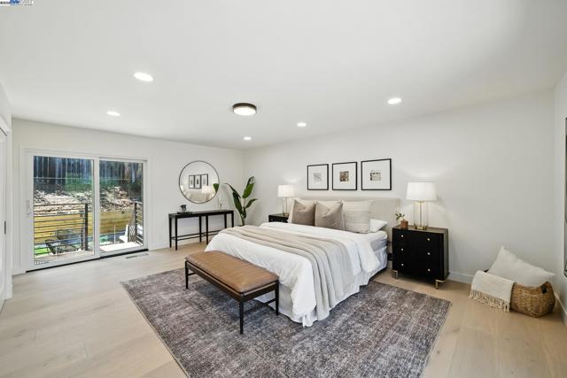 4253 Mirador Dr, Pleasanton CA: https://media.crmls.org/mediaz/f2378450-f4b3-4e7a-9549-24ceca7a5d27.jpg