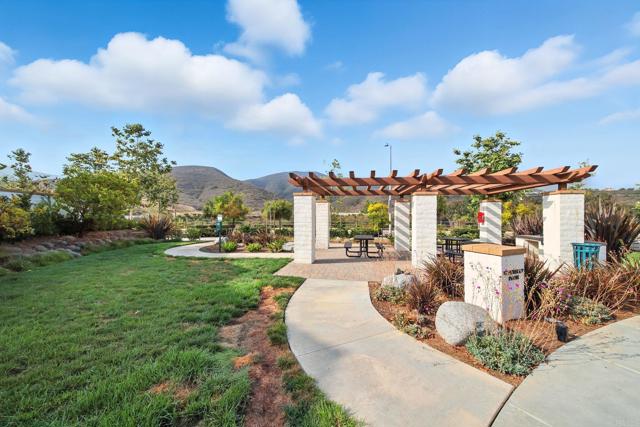 232 Reserve Court, San Marcos CA: https://media.crmls.org/mediaz/f2380473-ff89-4827-867a-1c400baedfbe.jpg