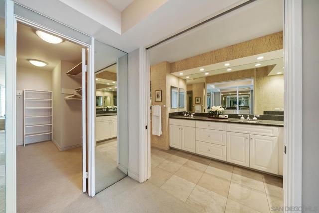 1780 Avenida Del Mundo, Coronado CA: https://media.crmls.org/mediaz/f238c838-efe7-4e3a-b140-8776be9c1623.jpg