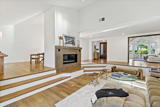 10 Bennett Road, Redwood City CA: https://media.crmls.org/mediaz/f239043a-9cea-4af2-ae3b-2fe0d04a854f.jpg