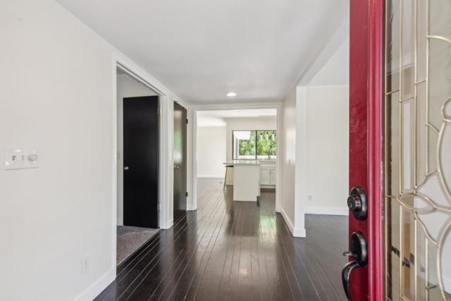 26 Ardor Drive, Orinda CA: https://media.crmls.org/mediaz/f239e19b-0759-4acf-8d02-75e4412d6289.jpg