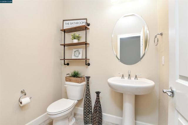 5420 Promontory Way, Antioch CA: https://media.crmls.org/mediaz/f23b136b-8963-4e6b-ac41-ef6a66fbeec1.jpg
