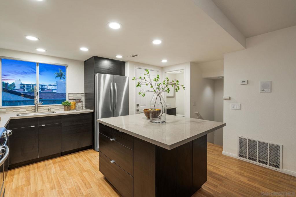 3974 Riviera Dr - photo 8