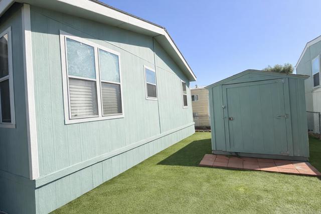 Detail Gallery Image 15 of 18 For 32900 Riverside Dr Spc 109,  Lake Elsinore,  CA 92530 - 3 Beds | 2 Baths