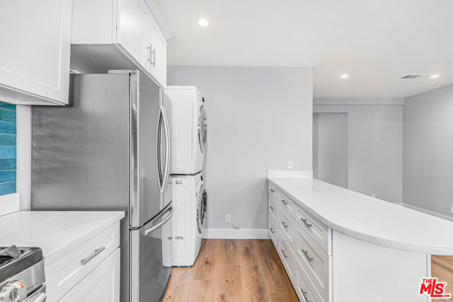 14139 Gault Street, Van Nuys CA: https://media.crmls.org/mediaz/f23ee908-85c5-4925-8be0-adb5622a20ab.jpg