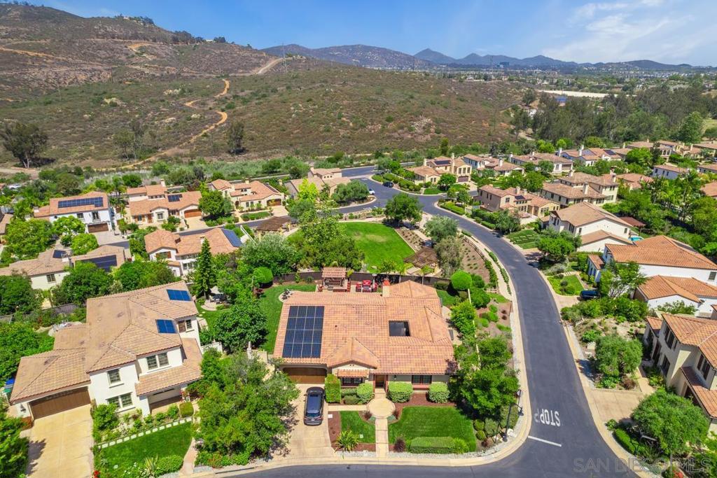 MLS #250030585SD img 17