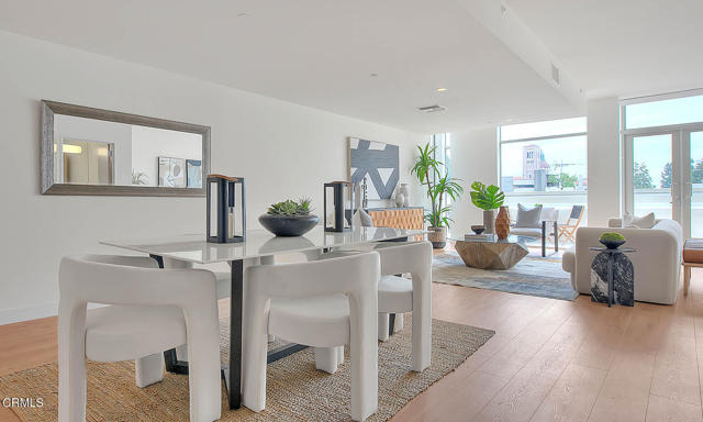 Detail Gallery Image 4 of 28 For 35 N Raymond Ave #414,  Pasadena,  CA 91103 - 3 Beds | 2/1 Baths