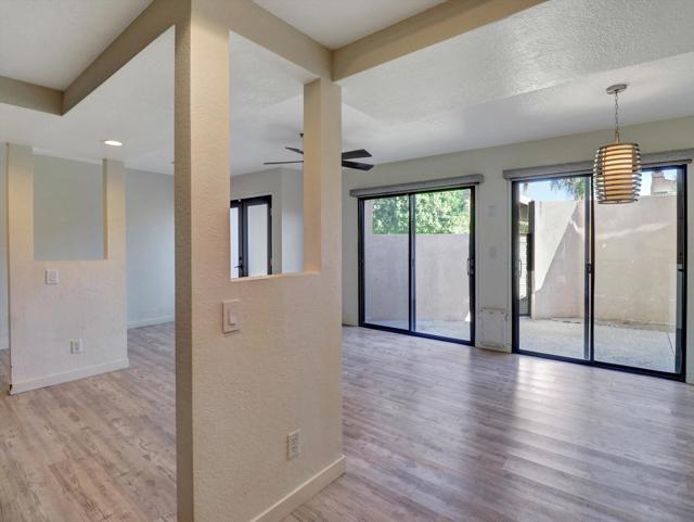 426 Village W Square, Palm Springs CA: https://media.crmls.org/mediaz/f241597c-102e-4633-9d9c-9e05bbf6d6b6.jpg