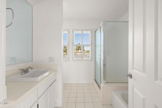 Detail Gallery Image 25 of 39 For 3824 Elm Ave, Long Beach,  CA 90807 - 5 Beds | 5 Baths